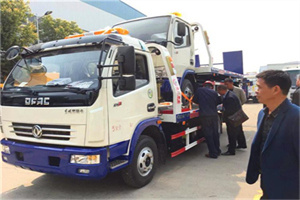昌图汽车道路救援拖车价格